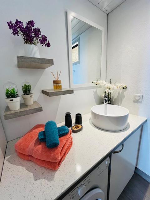 פאפיט Studio Anaiti - Calme, Proche Centre-Ville, Ferry & Aeroport מראה חיצוני תמונה